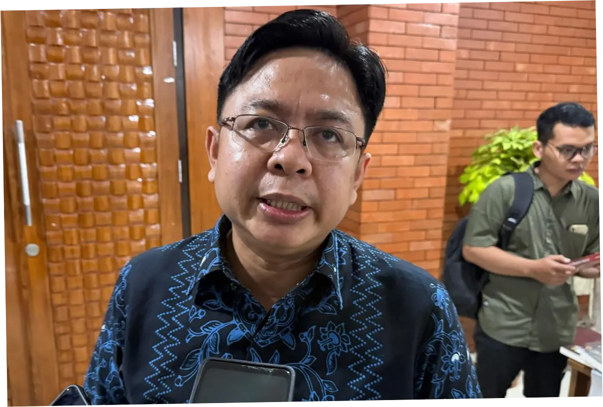 Regenerasi Partai Politik di Indonesia: Tantangan dan Solusi