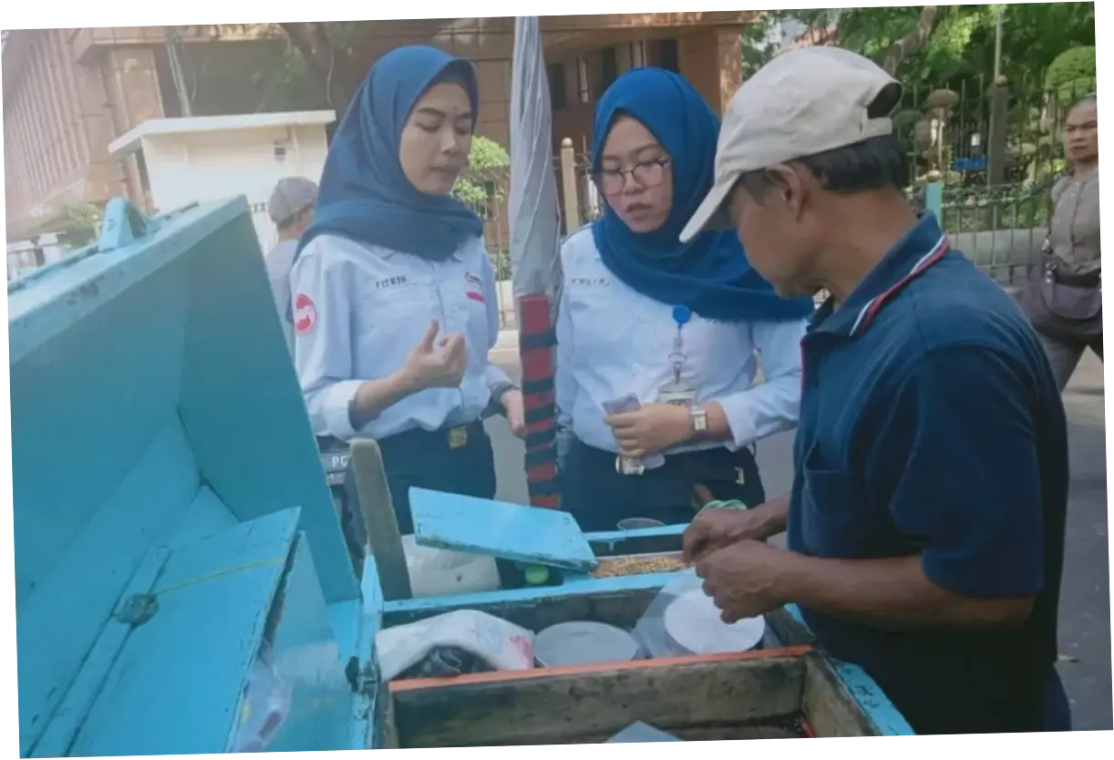 3 Jajanan Jadul Bikin Kangen Masa Kecil, Segarnya Es Lilin Jadi Ingat Zaman Sekolah