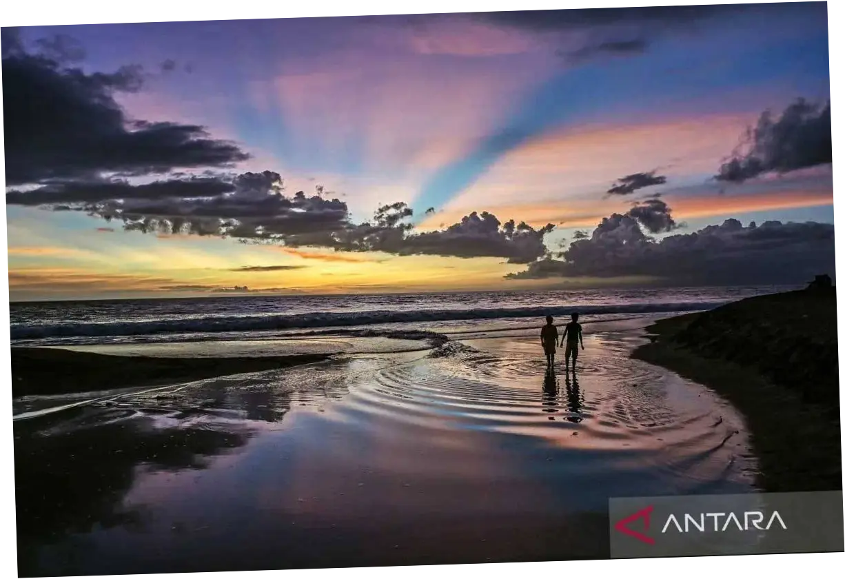 3 Rekomendasi Wisata Pantai NTB, Menikmati Matahari Terbenam di Kerandangan