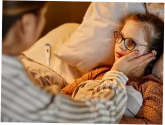 3 Tips Praktis Mengatasi Anak Demam di Malam Hari
