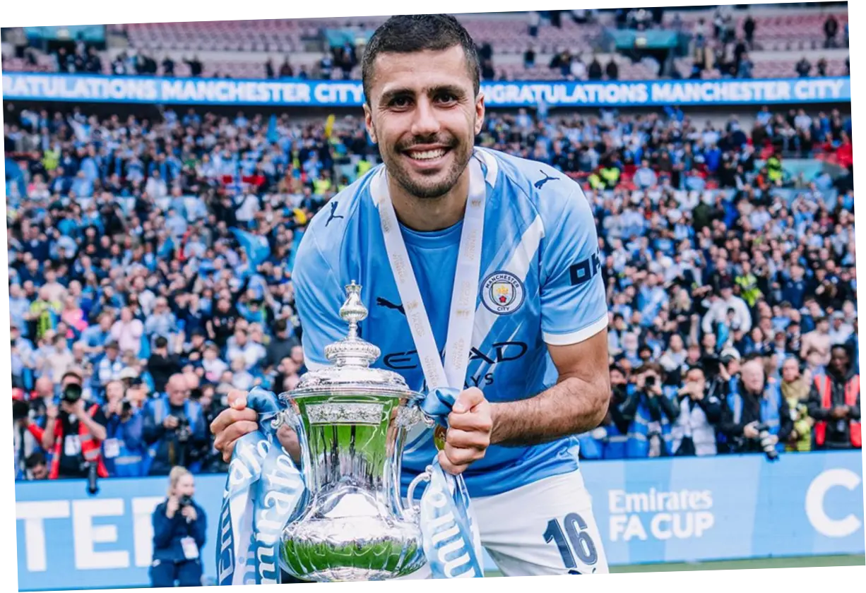 Enrique Riquelme Ingin Rekrut Rodri Jika Terpilih Jadi Presiden Real Madrid