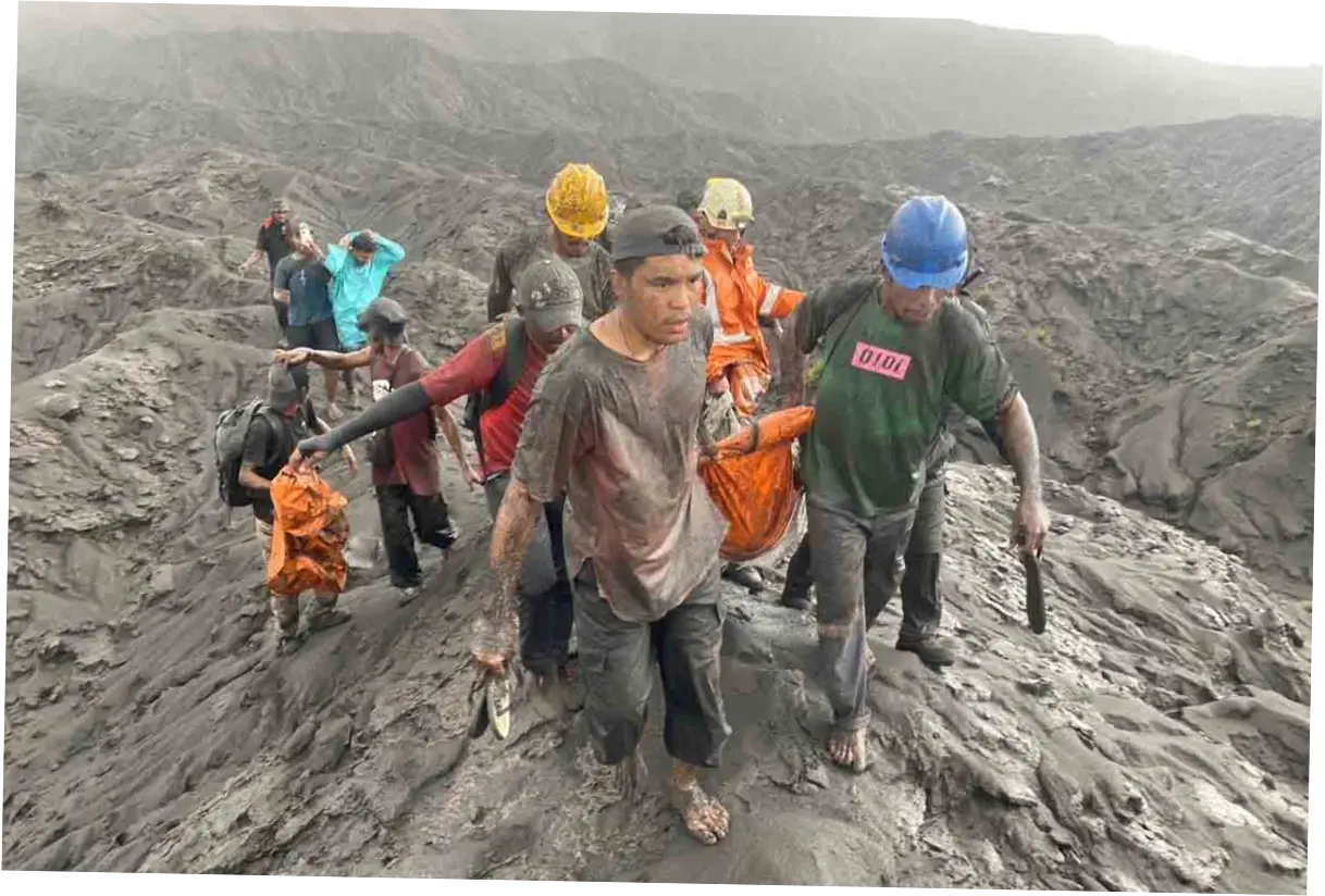 Erupsi Gunung Dukono: 1 Pendaki Ditemukan Meninggal, 2 Lainnya Dalam Pencarian