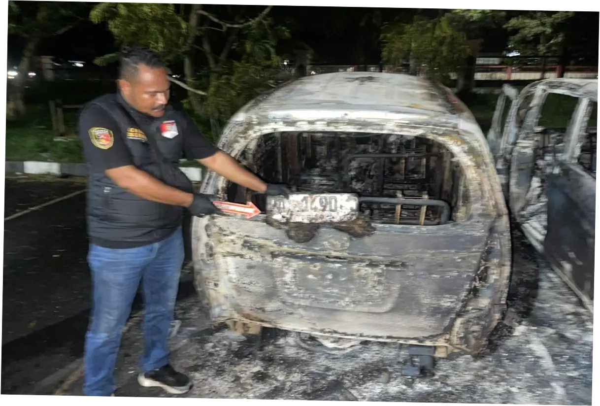 Kerusuhan di Stadion Lukas Enembe Jayapura: 14 Orang Ditangkap dan 67 Kendaraan Rusak