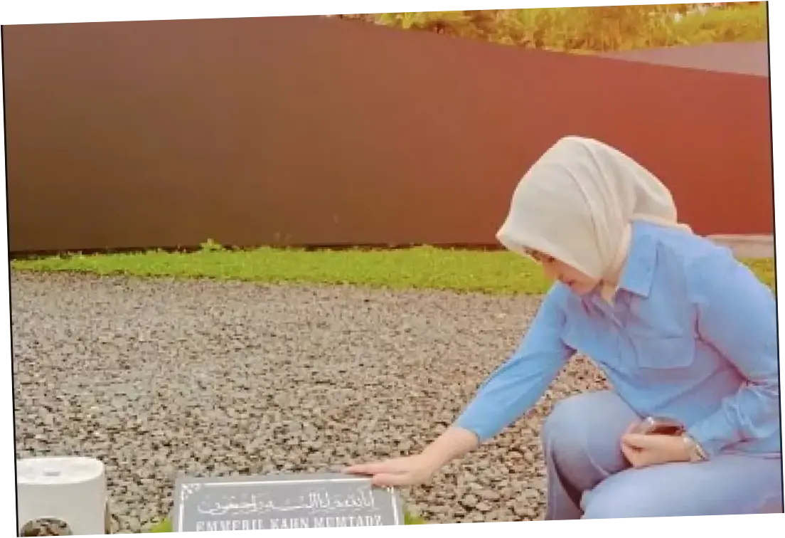 Kuat dan Tegar Seperti Atalia Praratya, 3 Cara Menata Masa Depan Setelah Perceraian