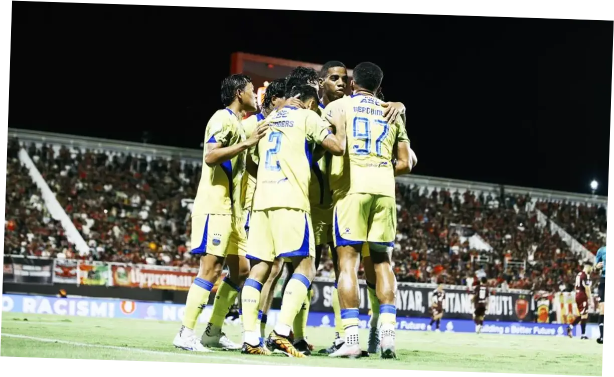Persib Bandung Tinggal Butuh 1 Poin untuk Raih Gelar Juara Super League