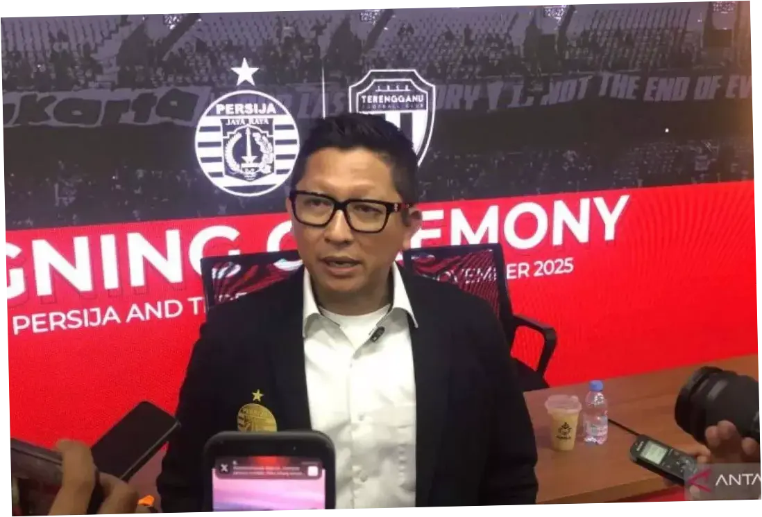 Persija Jakarta Tak Butuh Waktu Lama, Segera Tunjuk Pelatih Pengganti Mauricio Souza