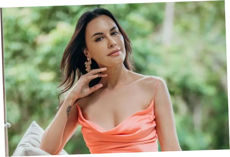 Sophia Latjuba Tampil Awet Muda, Tidur Berkualitas Jadi Kunci Kulit Segar dan Kenyal