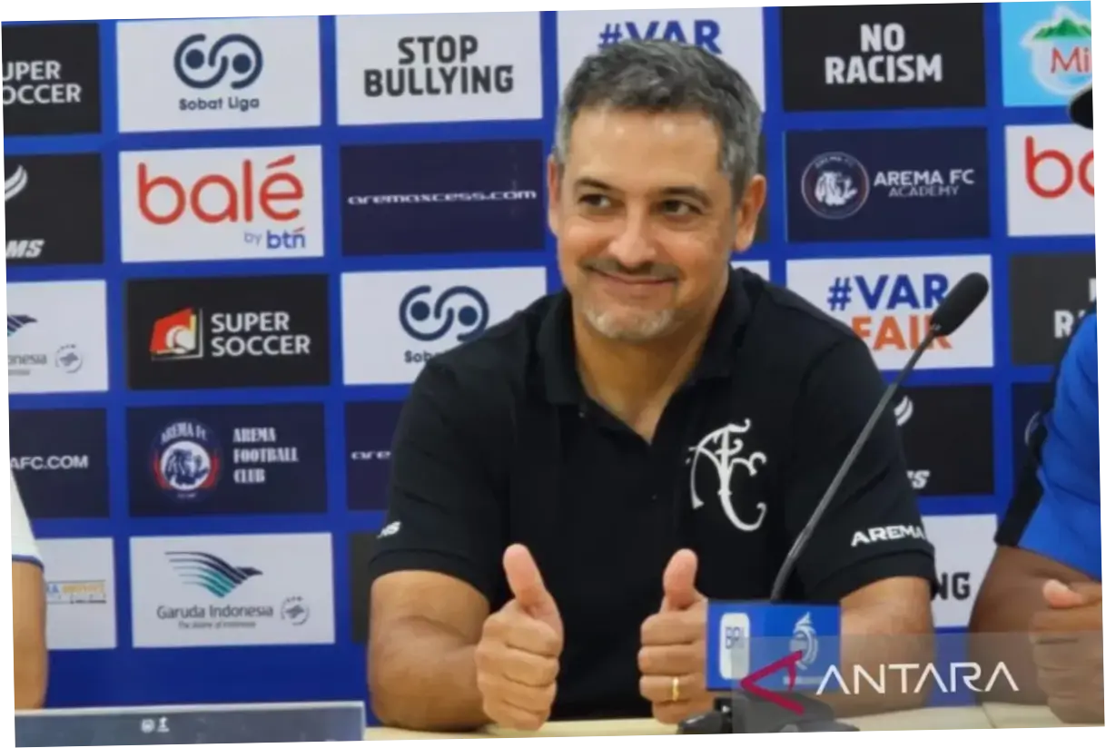 Akhiri Era Gonta-Ganti Pelatih, Arema FC Beri Sinyal Pertahankan Marcos Santos