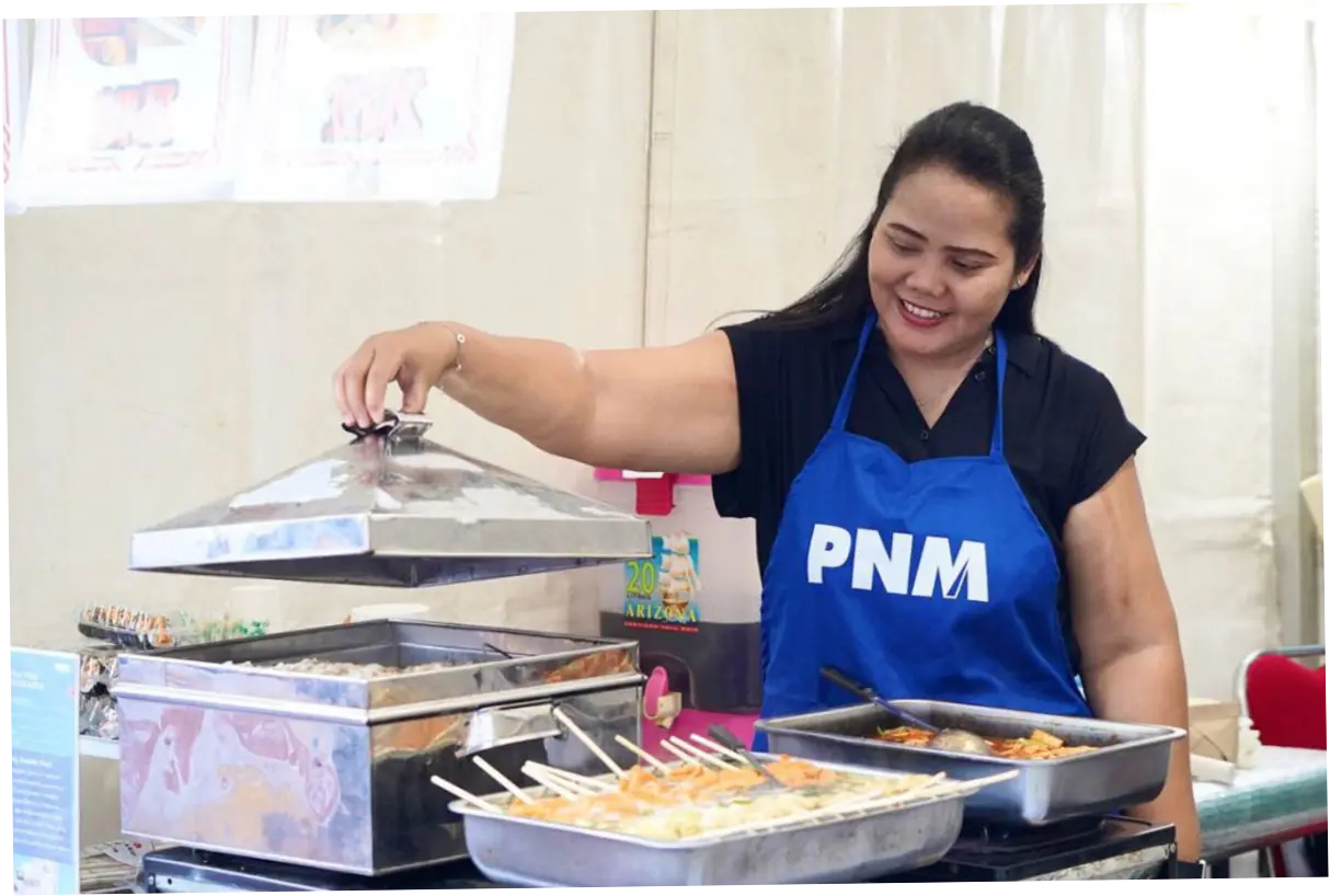 Dorong Ekonomi Akar Rumput, PNM Libatkan 20 Nasabah Mekaar Berjualan di Grand Final PFL 2026