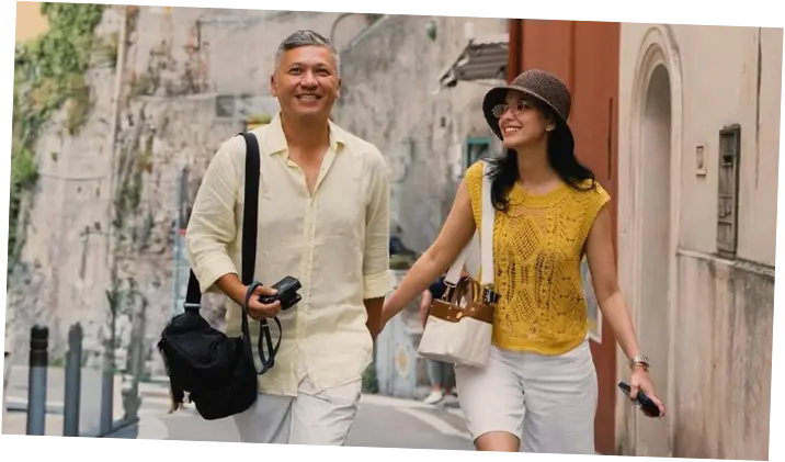 Gading Marten dan Medina Dina Romantis di Italia, Vespa Kuning Jadi Saksi