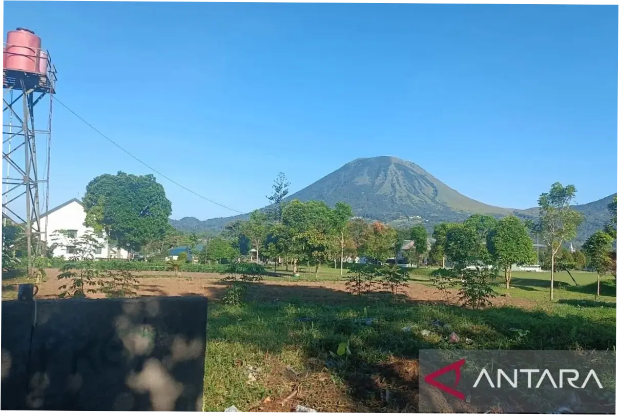 Gunung Lokon Alami Ratusan Gempa Vulkanik dan Tektonik, Status Masih Waspada