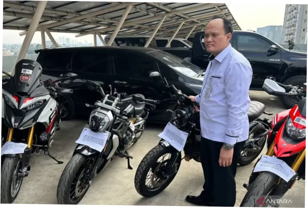 KPK Siap Lelang Mobil BAIC dan Ducati Milik Noel Ebenezer