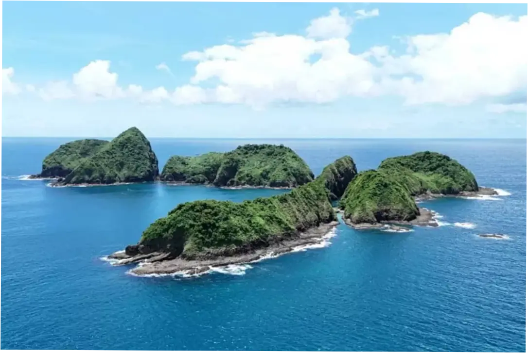 Menjelajahi Pesona Bahari Pulau Bedil, Rekomendasi Wisata di Banyuwangi