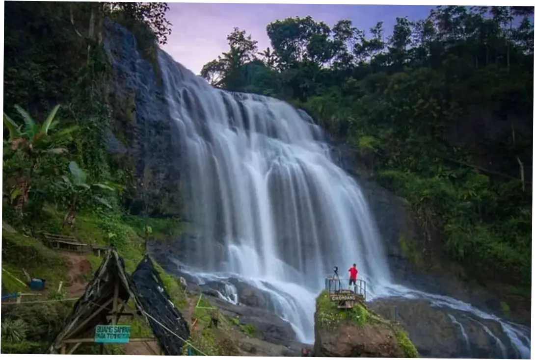 Rekomendasi Wisata Cianjur, Menikmati Ketenangan Desa di Curug Cikondang