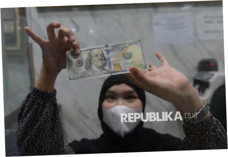 Rupiah Diprediksi Lebih Cepat Rp 19 Ribu, Daripada Janji Gibran Lapangan Pekerjaan