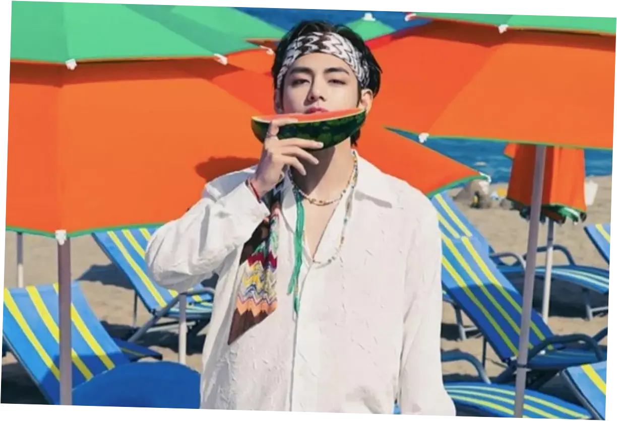 V BTS Paling Ingin Dilihat Penggemar saat Pemotretan, Master Visual Pendongkrak Penjualan Produk