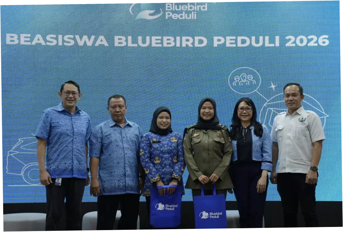 Bluebird Perkuat Pendidikan Anak Pengemudi Lewat Program Beasiswa Peduli