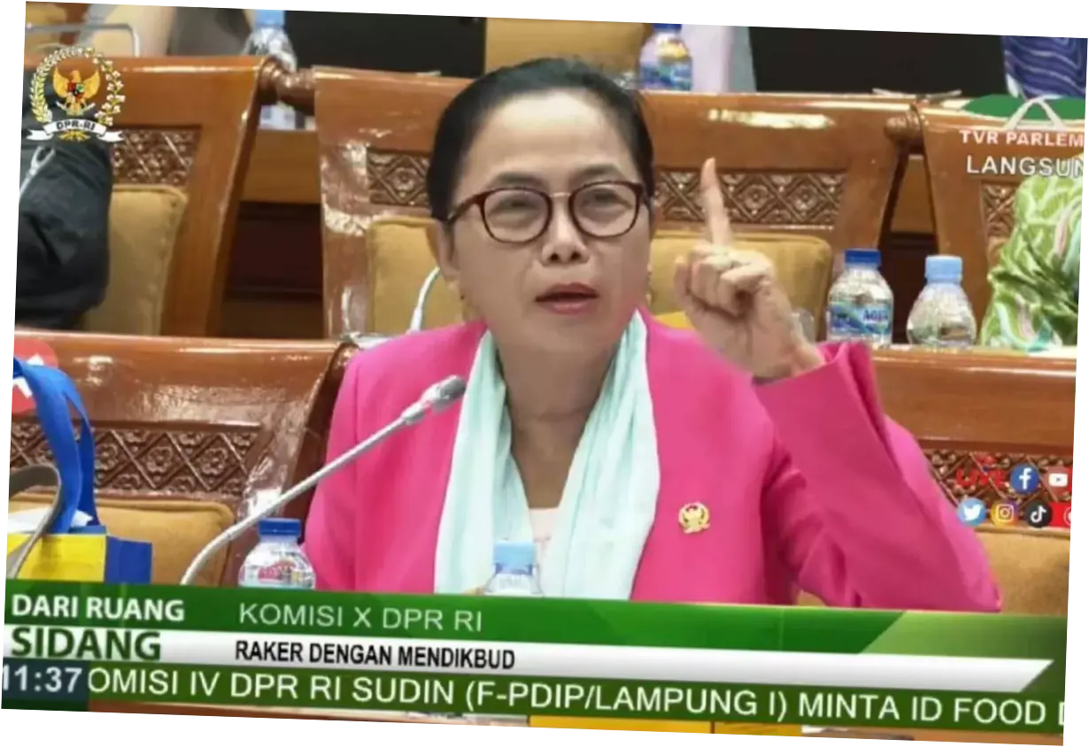 DPR Desak Peningkatan Kesejahteraan Guru, Seiring Rencana Rekrutmen Tenaga Pendidik