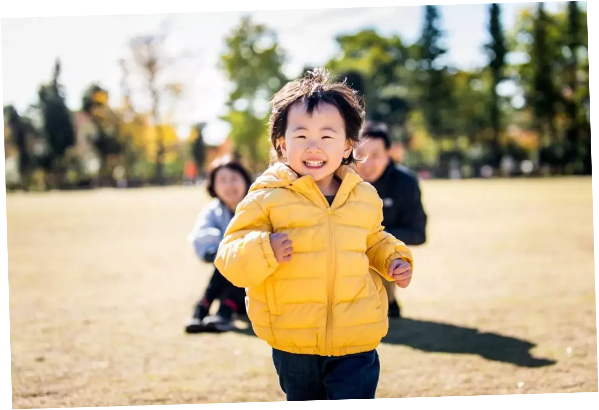 Mengenal Mindful Parenting, Seni Mengasuh Anak dengan Penuh Kesadaran