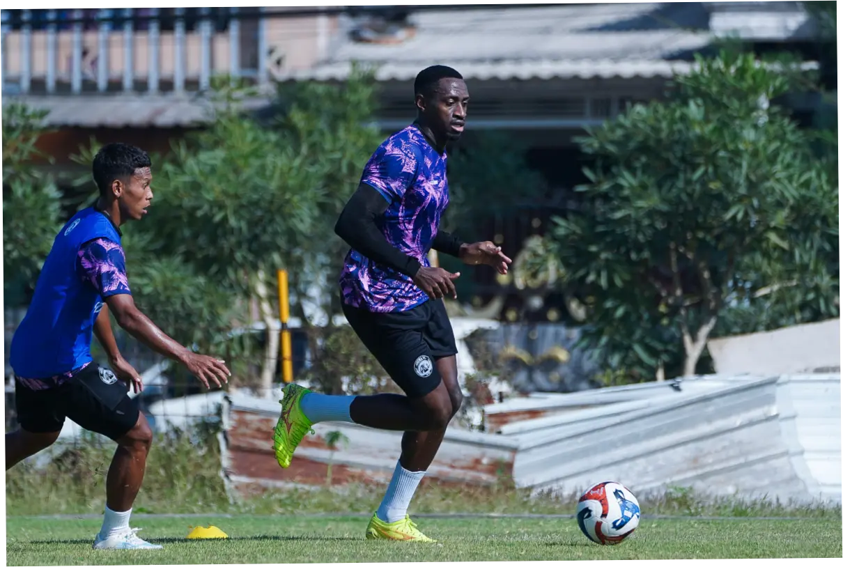 Pemain Arema FC Matheus Blade Fokus Bantu Tim, Catatan Pribadi Dikesampingkan